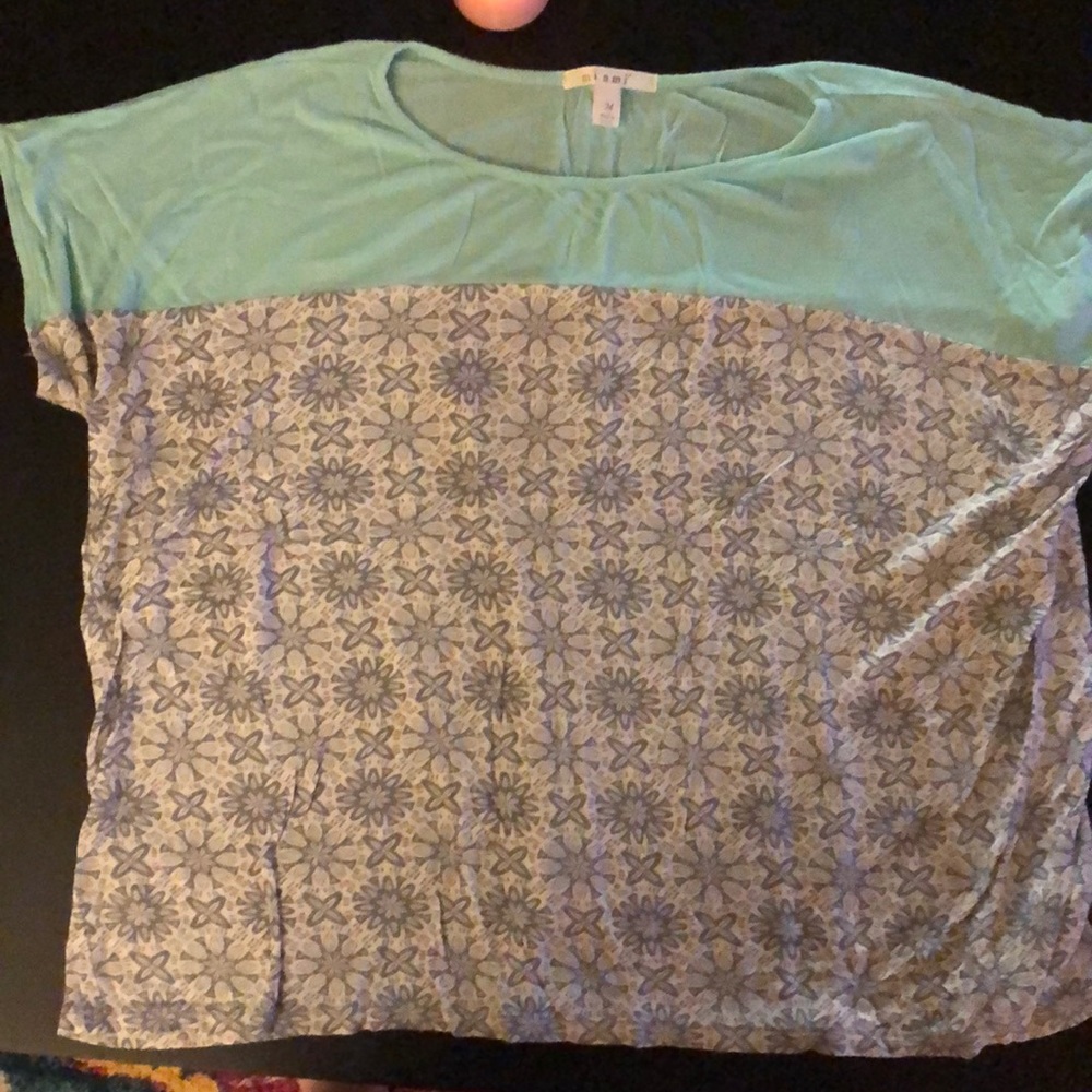 Wide Crop Francesca’s Shirt